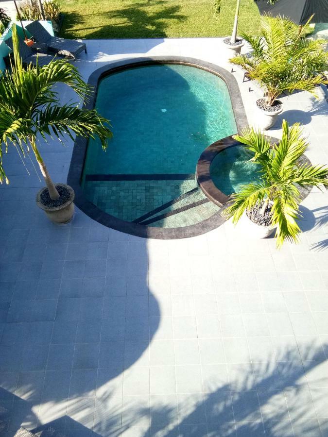 Villa Pemandangan Sekotong Barat Экстерьер фото