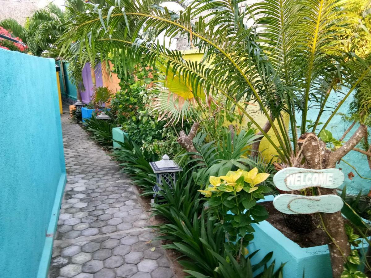 Villa Pemandangan Sekotong Barat Экстерьер фото